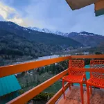 Snow River, Manali
